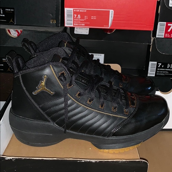 AIR JORDAN XIX SE - Picture 3 of 8